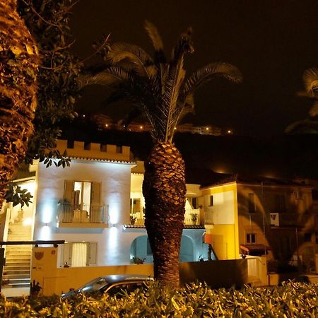 Villino Erminia - Seaside Art B&B Pizzo  Exteriér fotografie