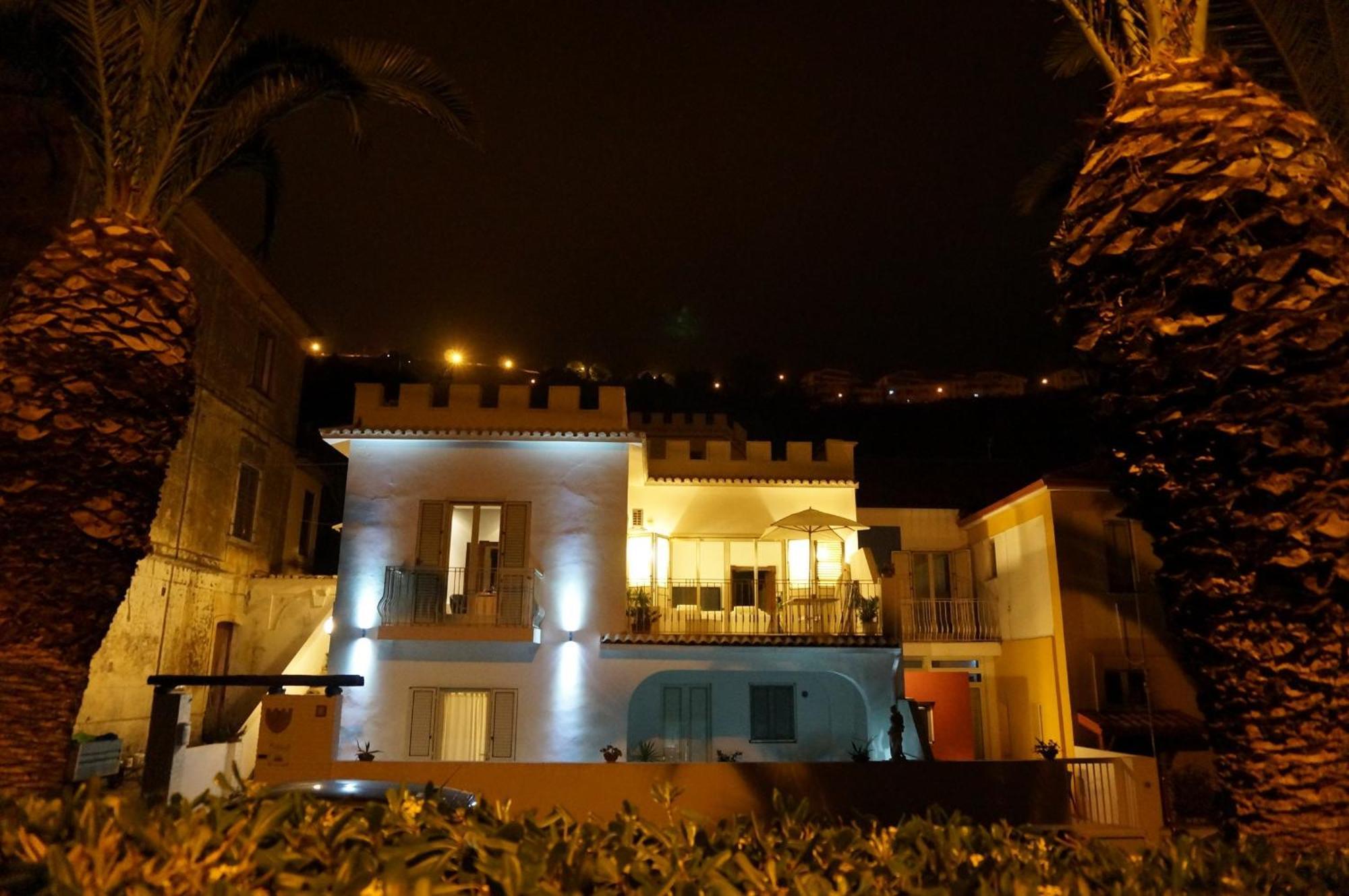 Villino Erminia - Seaside Art B&B Pizzo  Exteriér fotografie